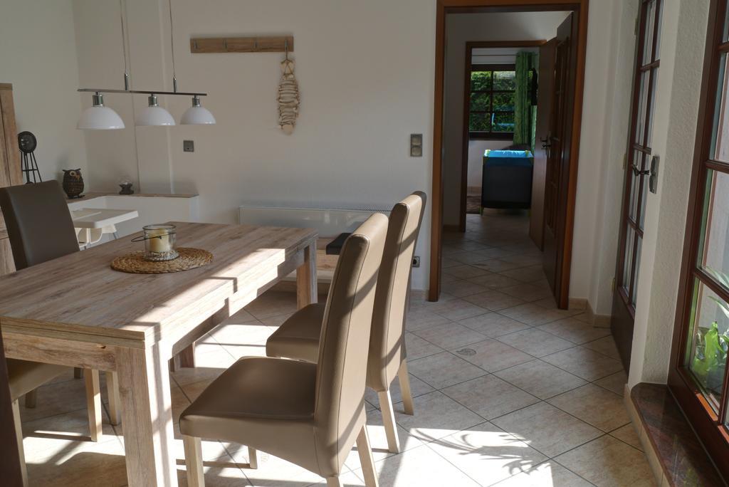 Haus Sonnenschein Apartment Zingst Ruang foto
