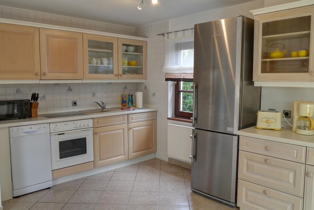 Haus Sonnenschein Apartment Zingst Ruang foto